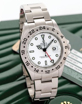 Rolex Explorer II Superluminova (16570 White Superluminova)