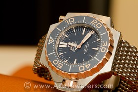 Omega Seamaster PloProf Co-Axial Master Chronometer Blue / Sedna (227.60.55.21.03.001)
