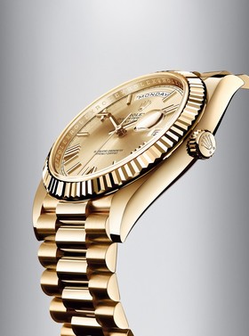 Rolex Day-Date 40 Yellow Gold Champagne Roman (228238-0006)