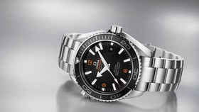 Omega Seamaster Planet Ocean 600M Co-Axial 45.5mm Orange Numerals / Bracelet (232.30.46.21.01.003)