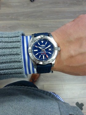 Breitling Avenger II GMT (A3239011C872158SA20S1)