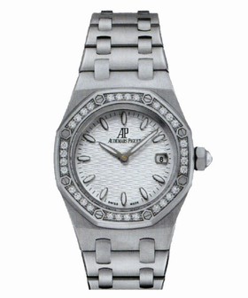 Audemars Piguet Royal Oak Diamond Silver Dial Stainless Steel Ladies Watch 67601ST.ZZ.1210ST.01