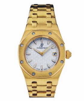 Audemars Piguet Royal Oak Silver Dial 18 kt Yellow Gold Ladies Watch 67600BA.OO.1210BA.01