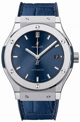 Hublot Classic Fusion Blue Sunray Dial Titanium Automatic Men's Watch 511.NX.7170.LR