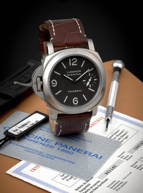 Panerai Luminor Marina Destro Titanium (PAM00117)